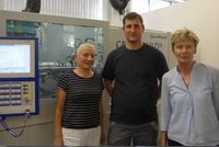 Bettina, LArs und Petra im Kuststoffzentrum in Leipzig. Das Team bildet managed die Nachwuchsförderung des KUZ. (Foto: UR)