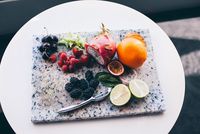 Ein guter Vorsatz: gesünder essen (Foto: Anthony Delanoix, Unsplash, CC0)